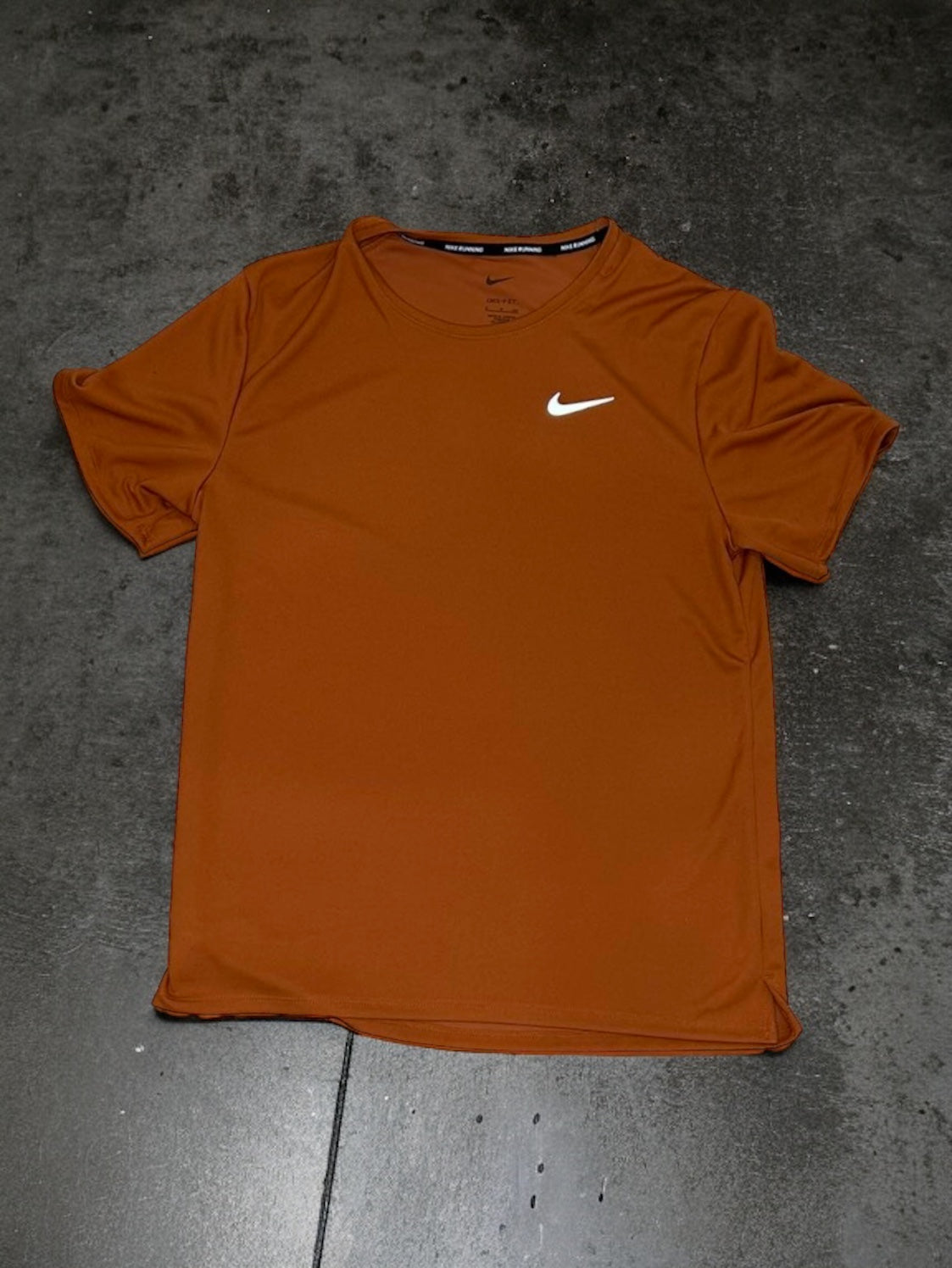 NIKE - MILER 3.0 - BURNT ORANGE