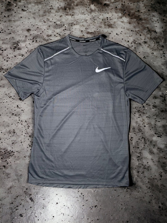 NIKE - 1.0 MILER - GREY