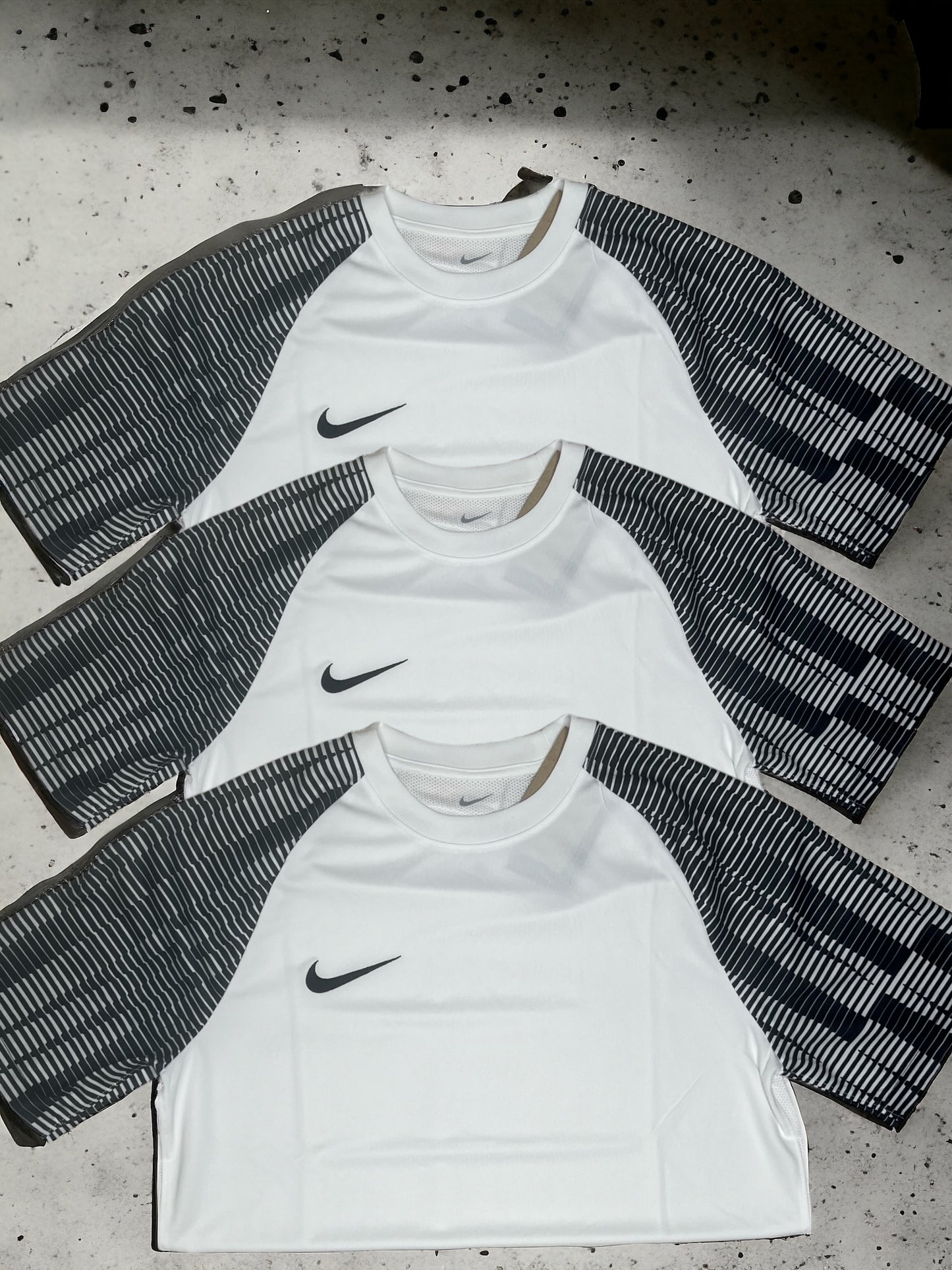 NIKE - ACADEMY DRI-FIT